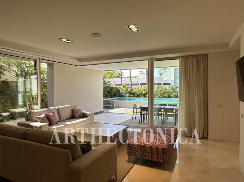 LAS AMERICAS N001